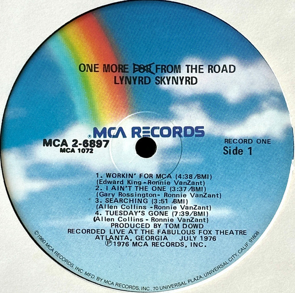 Lynyrd Skynyrd - One More From The Road | MCA Records (MCA2-6897) - 3
