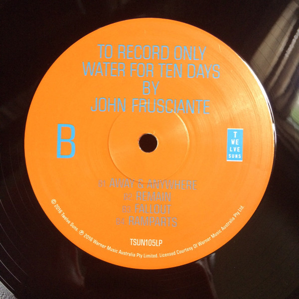 John Frusciante - To Record Only Water For Ten Days 2LP | Twelve Suns (TSUN105LP) - 4 John Frusciante - To Record Only Water For Ten Days 2LP | Twelve Suns (TSUN105LP) - 4