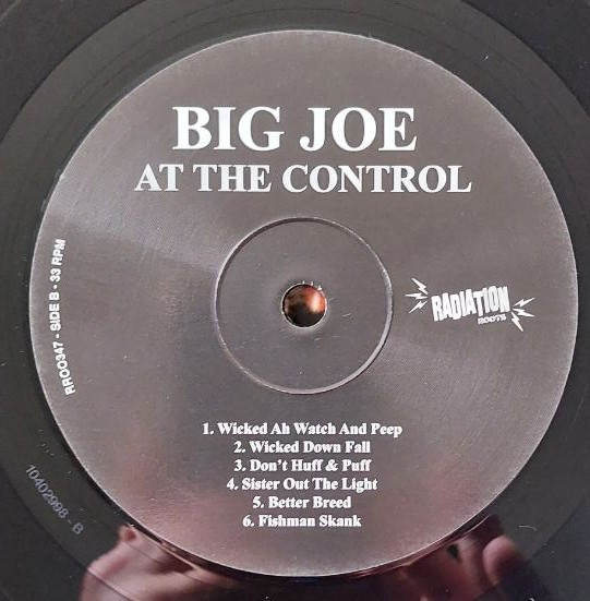 Big Joe - At The Control | Radiation Roots (RROO347) - 4