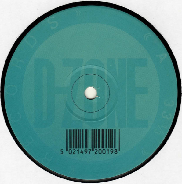 Greed - Give - Me (Hypersonic Remake) | D-Zone Records (DANCE 004X) - 4