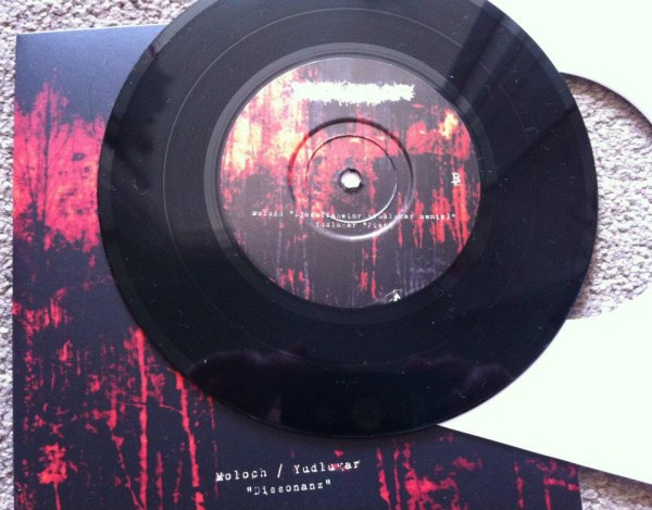 Moloch  &  Yudlugar - Dissonanz | Legs Akimbo Records (LEGS RECS 005) - 3