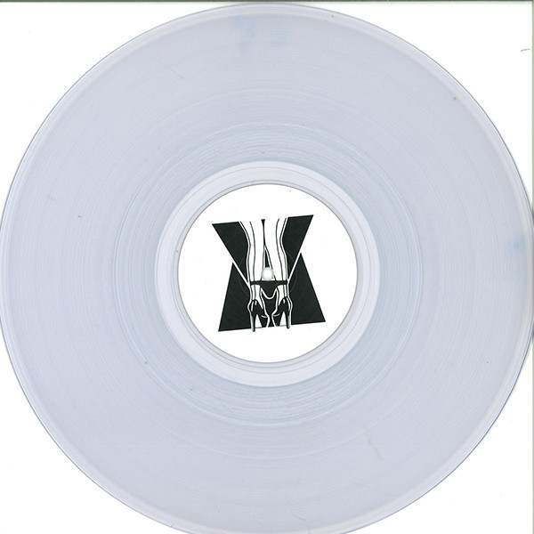 Escorting Sarah - 001 | Escorting Sarah (ES001) - 2