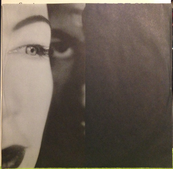 Eurythmics - We Too Are One | Arista (AL-8606) - 4