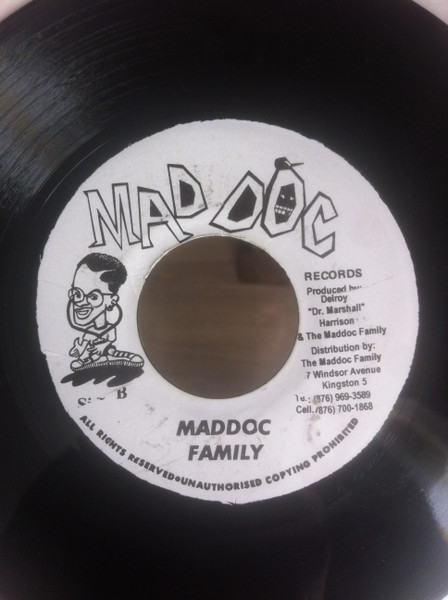 Lazer B / Maddoc Family - Dem Nuh Like Me / Untitled | Mad Doc Records (none) - 2