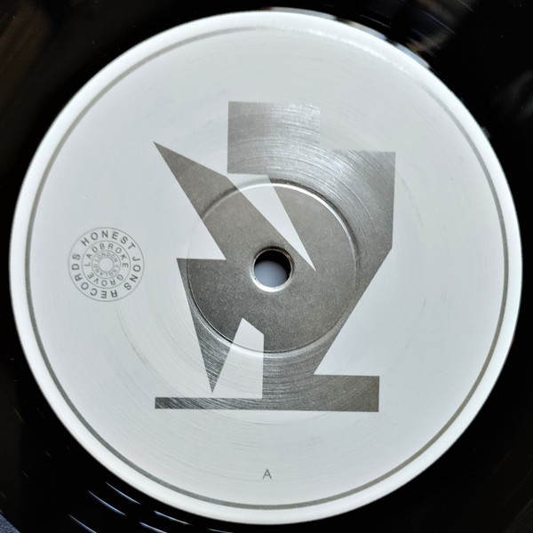 Actress - R.I.P | Honest Jon's Records (HJRLP60) - 3