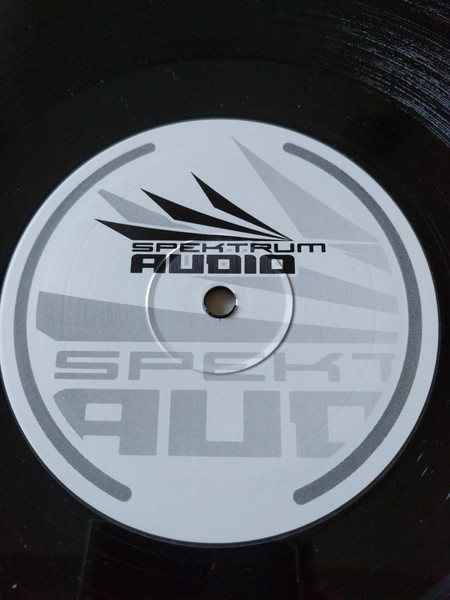 Poison & Recoil - Jah Witness / Bad Magic | Spektrum Audio (SPK 009) - 2