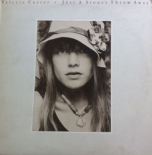 Valerie Carter - Just A Stone's Throw Away | Columbia (PC 34155)