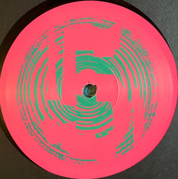 Various - Resonance: 10 Years Of Psychedelic Sounds From The Soul Of Invisible Inc | Invisible, Inc. (INVINC 40LPS) - 3