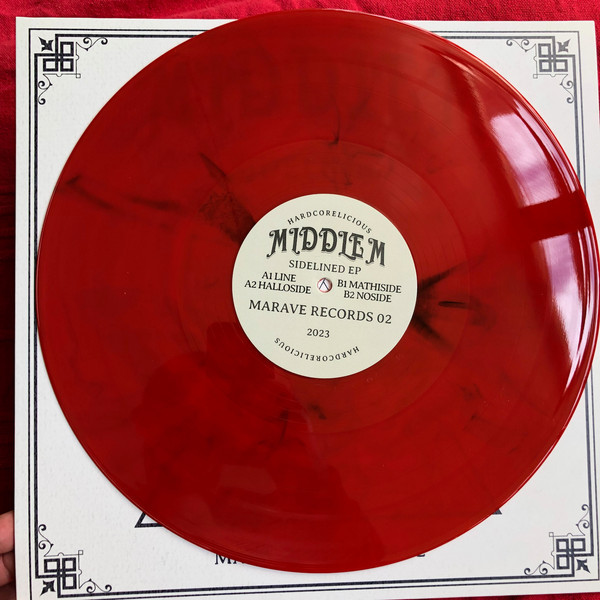 Middle M - Sidelined | MaRave Records (MARAVE 02) - 4