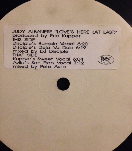 Judy Albanese - Love's Here (At Last) | Maxi Records (MX-2059) - main