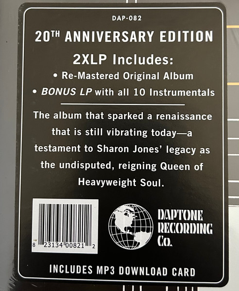Sharon Jones & The Dap-Kings - Naturally | Daptone Records (DAP-082) - 2 Sharon Jones & The Dap-Kings - Naturally | Daptone Records (DAP-082) - 2