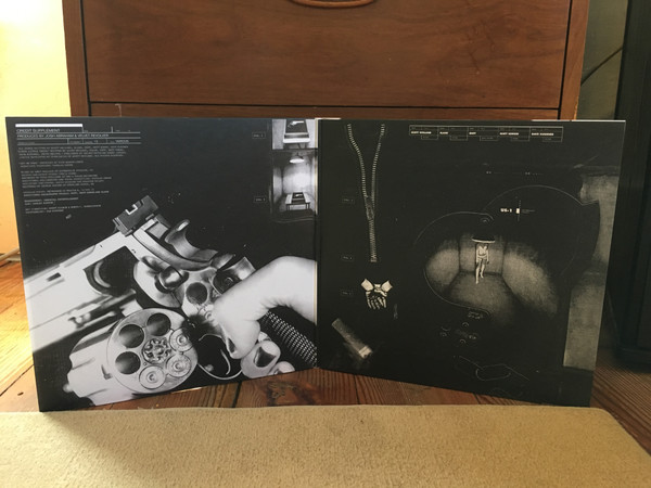 Velvet Revolver - Contraband | Music On Vinyl (MOVLP1086) - 2 Velvet Revolver - Contraband | Music On Vinyl (MOVLP1086) - 2