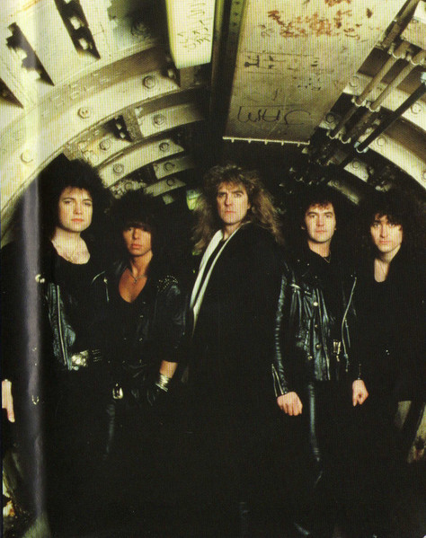 Saxon - Live Innocence – The Power And The Glory | EMI (07243 490895 9 4) - 3